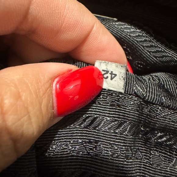 Prada Green Nylon Toiletry Bag with Logo - Picture 8 of 12